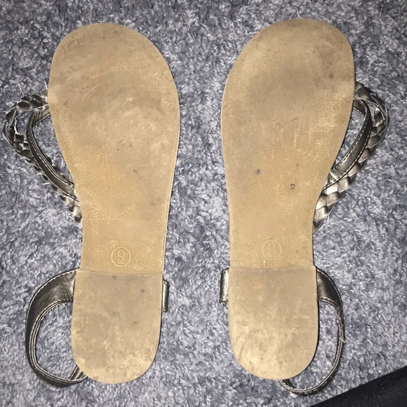 Sandals - Picture 2 of 4